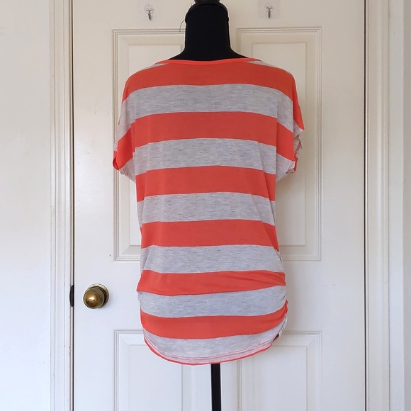 H&M 100% Rayon Dropped Shoulder Loose Fit Short Sleeve Orange Striped Tunic. - Picture 2 of 4